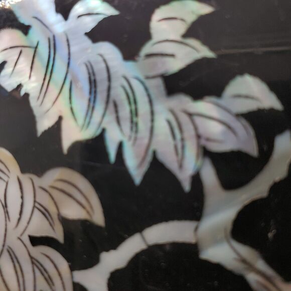 Inlaid Asian Artwork Shell On Black Lacquered Wood Vintage 12x16 Inches - Picture 9 of 15